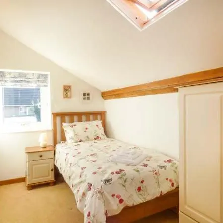 Holiday home The Old School House *
